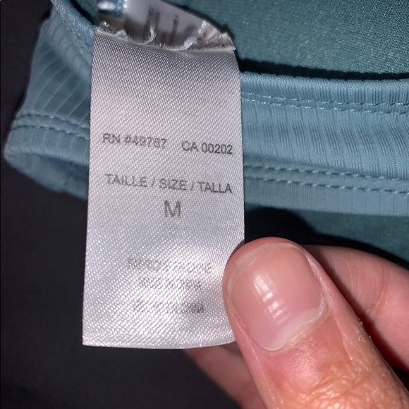 Bikini - Picture 2 of 4